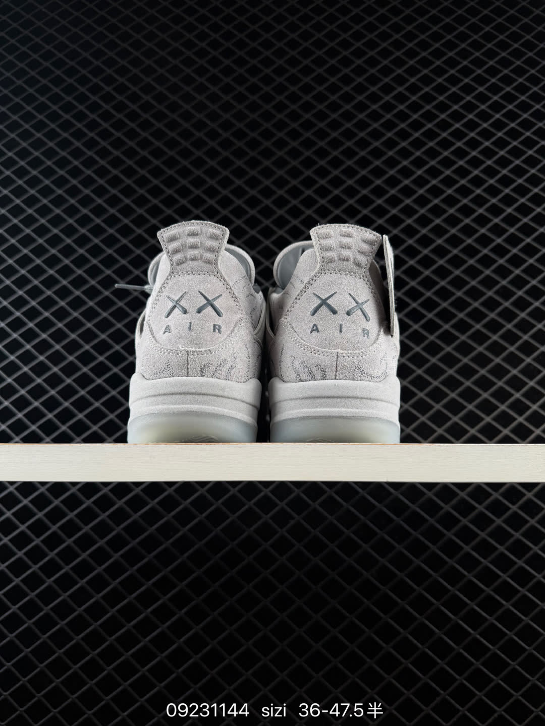 Air Jordan SIZE: 36 36.5 37.5 38 38.5 39 40 40.5 41 42 42.5 43 44 45 ID: 1144 08GJ-930155